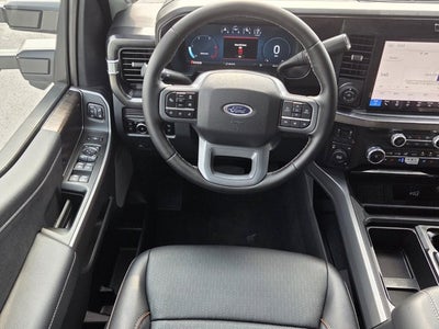 2026 Ford Super Duty F-350 DRW TDSL CREW CAB 6.7L LARIAT