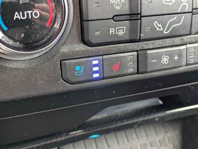 2021 Ford Super Duty F-350 DRW Platinum