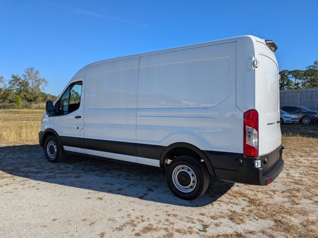 2024 Ford Transit Cargo Van T-250 148" Med Rf 9070 GVWR RWD