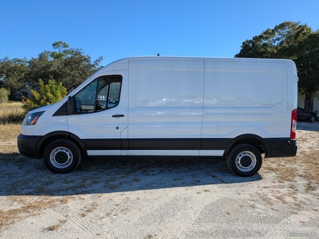 2024 Ford Transit Cargo Van T-250 148" Med Rf 9070 GVWR RWD