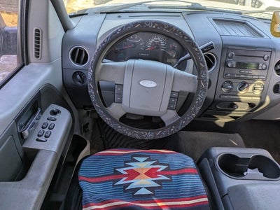 2004 Ford F-150 XLT