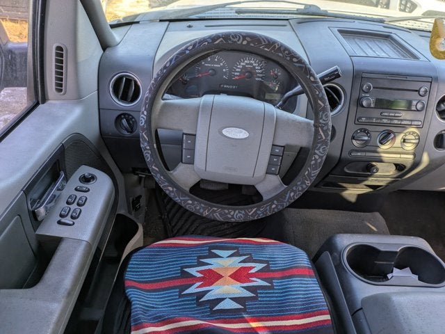 2004 Ford F-150 XLT