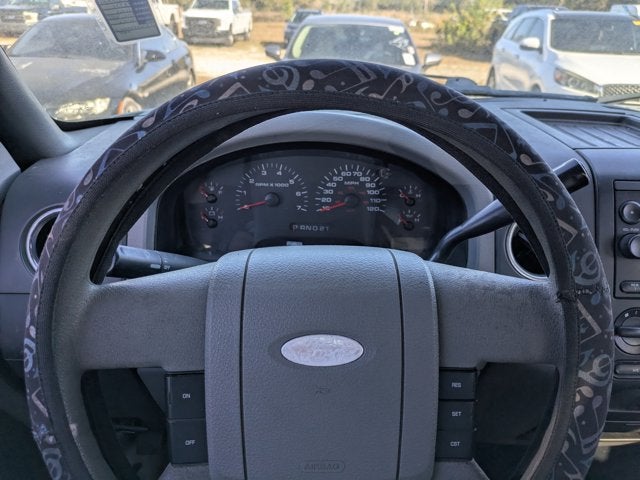 2004 Ford F-150 XLT