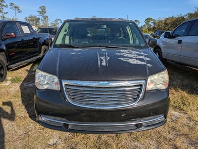 2014 Chrysler Town & Country Touring