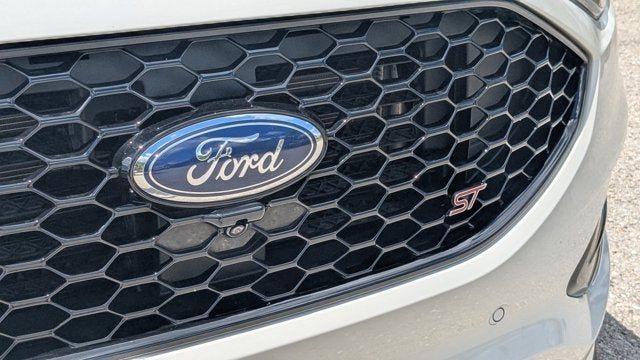 2022 Ford Edge ST
