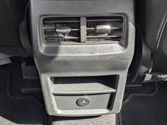 2023 Ford Edge SE