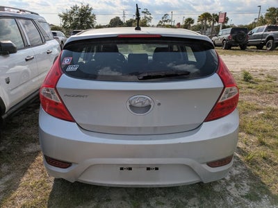 2013 Hyundai Accent SE