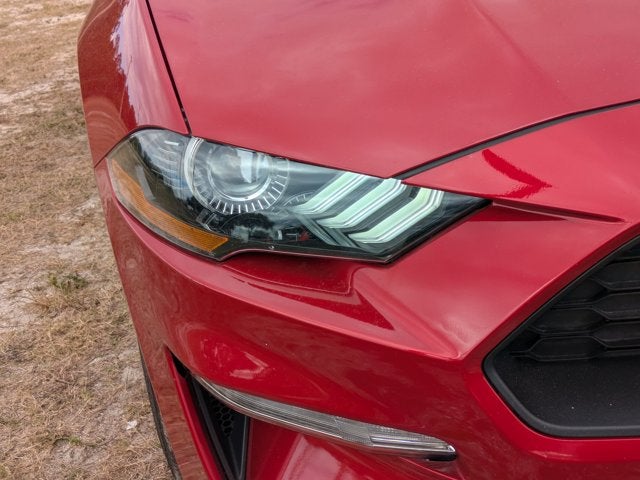 2022 Ford Mustang EcoBoost