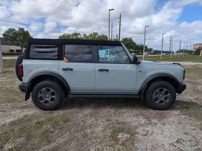 2023 Ford Bronco Base