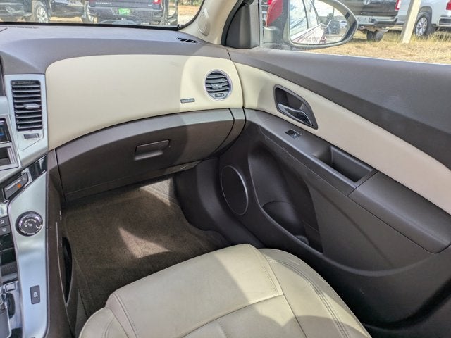 2011 Chevrolet Cruze LT with 2LT