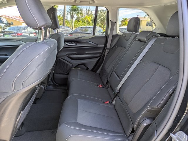 2024 Jeep Grand Cherokee Laredo X