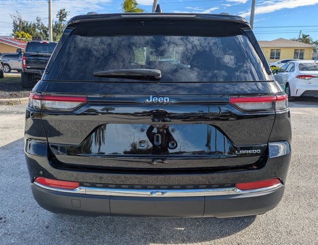 2024 Jeep Grand Cherokee Laredo X