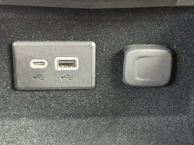 2023 Cadillac XT4 FWD Premium Luxury