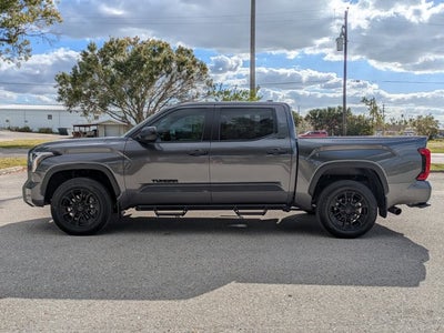 2024 Toyota Tundra 4WD SR5