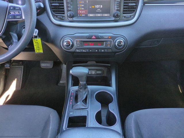 2019 Kia Sorento LX V6