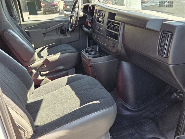 2024 Chevrolet Express Cargo 2500 WT
