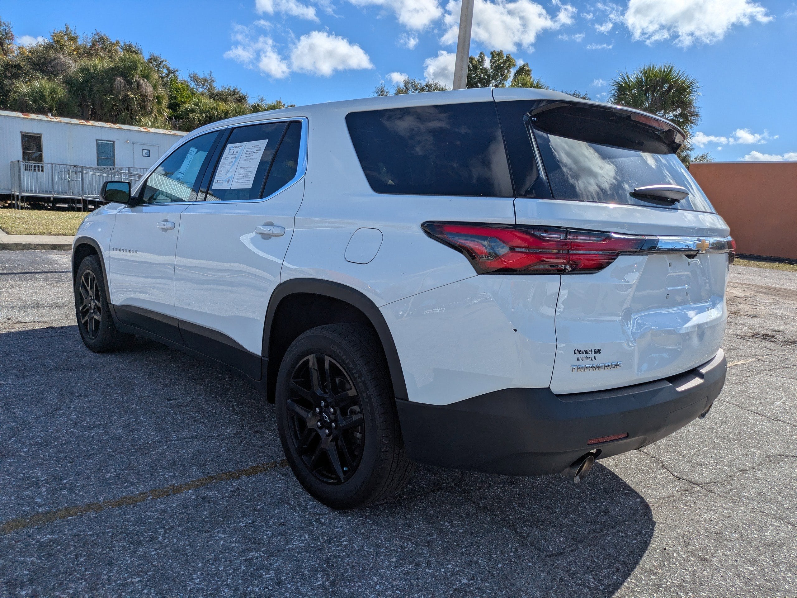 2022 Chevrolet Traverse LS
