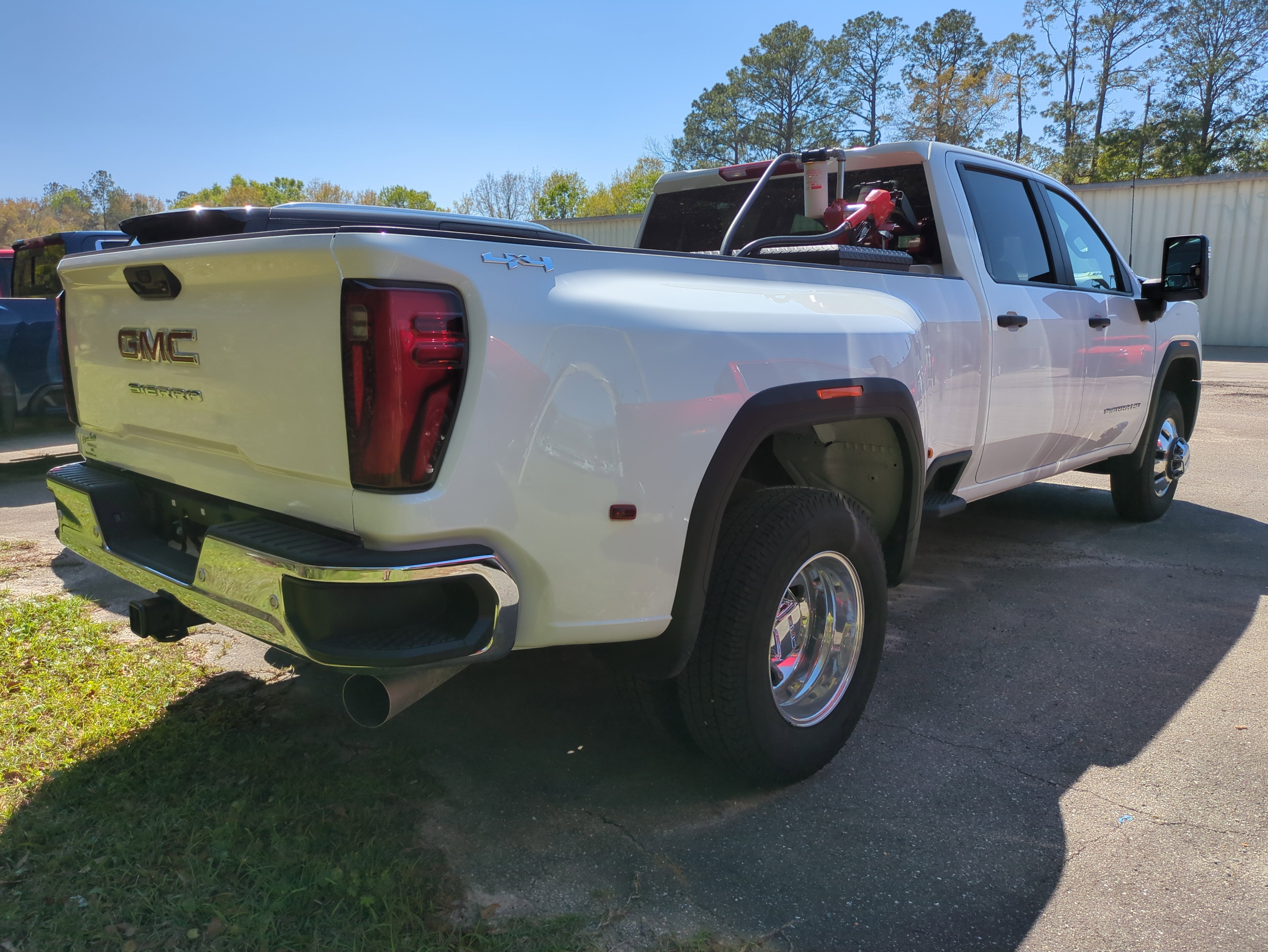 2026 GMC Sierra 3500 HD Pro DRW