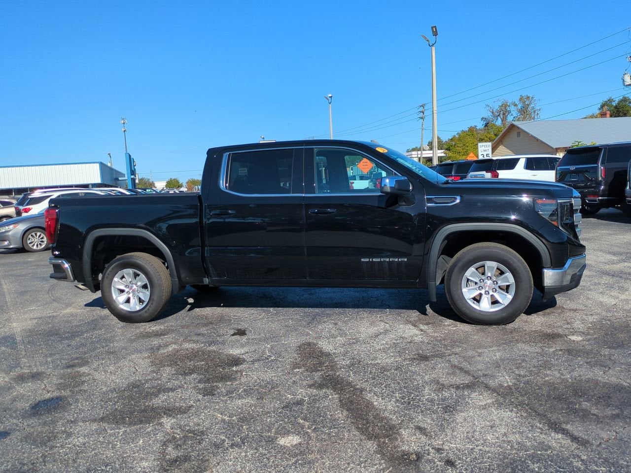 2024 GMC Sierra 1500 SLE