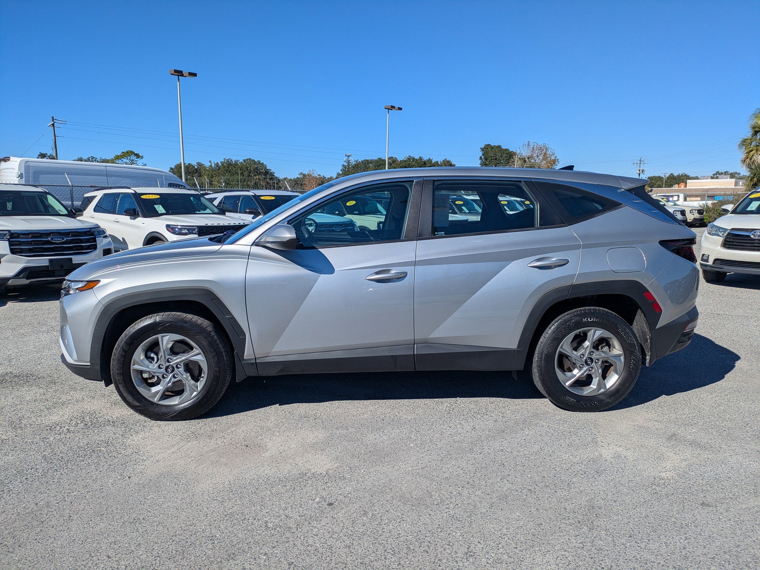 2023 Hyundai Tucson SE