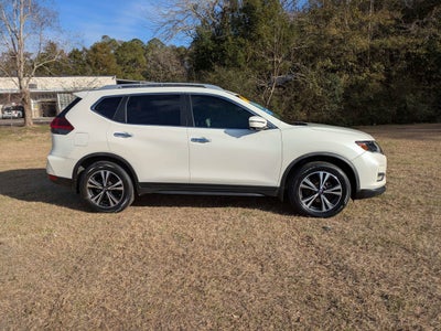 2020 Nissan Rogue SV FWD