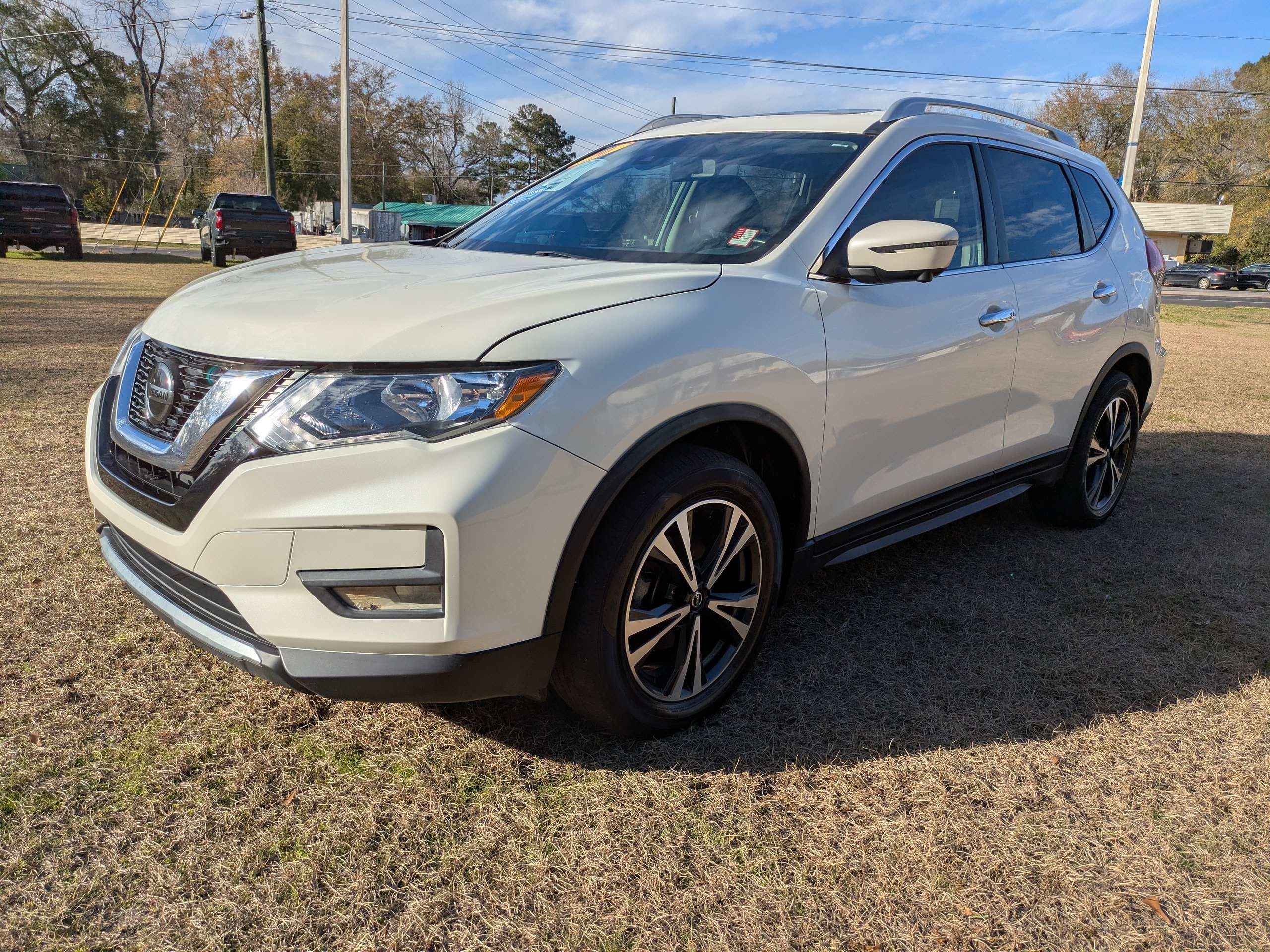 2020 Nissan Rogue SV FWD
