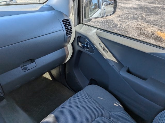 2016 Nissan Frontier SV