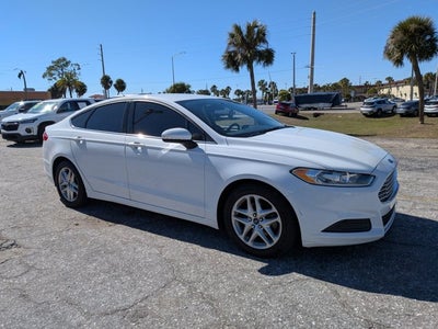 2014 Ford Fusion SE