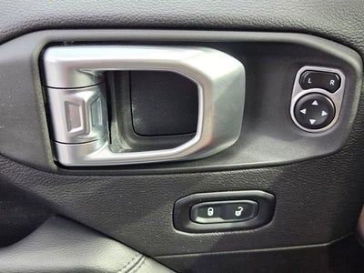 2020 Jeep Wrangler Unlimited Sahara Altitude