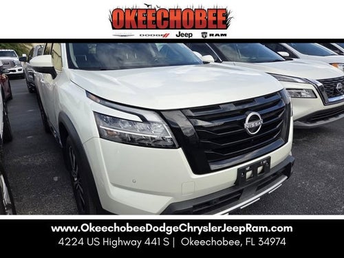 2023 Nissan Pathfinder Platinum