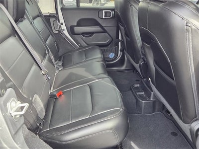 2020 Jeep Wrangler Unlimited Sahara Altitude