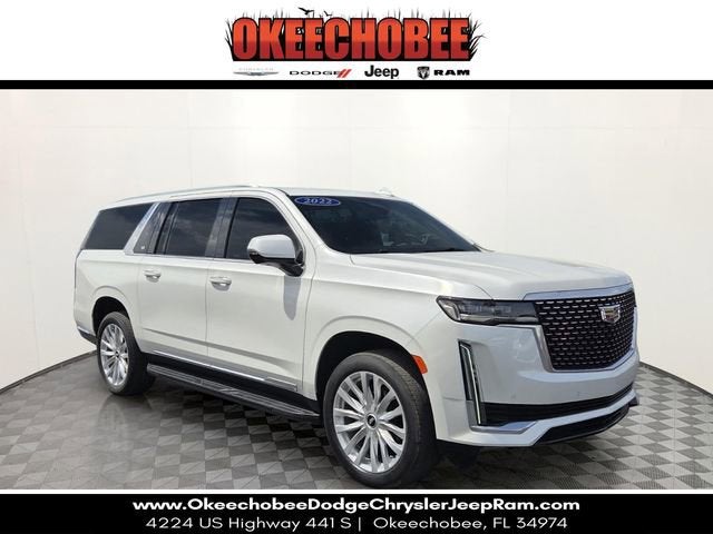 2022 Cadillac Escalade ESV Luxury