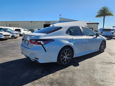 2024 Toyota Camry SE