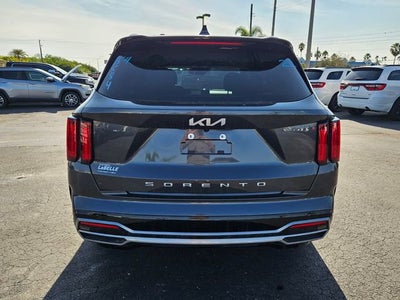 2022 Kia Sorento SX