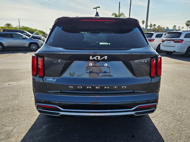 2022 Kia Sorento SX