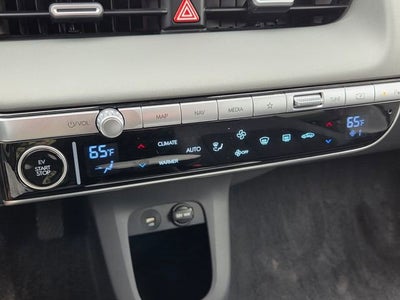 2024 Hyundai IONIQ 5 SE