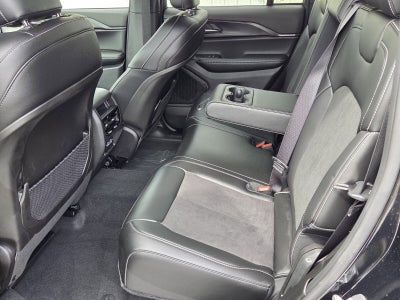 2025 Jeep Grand Cherokee Altitude X 4x2