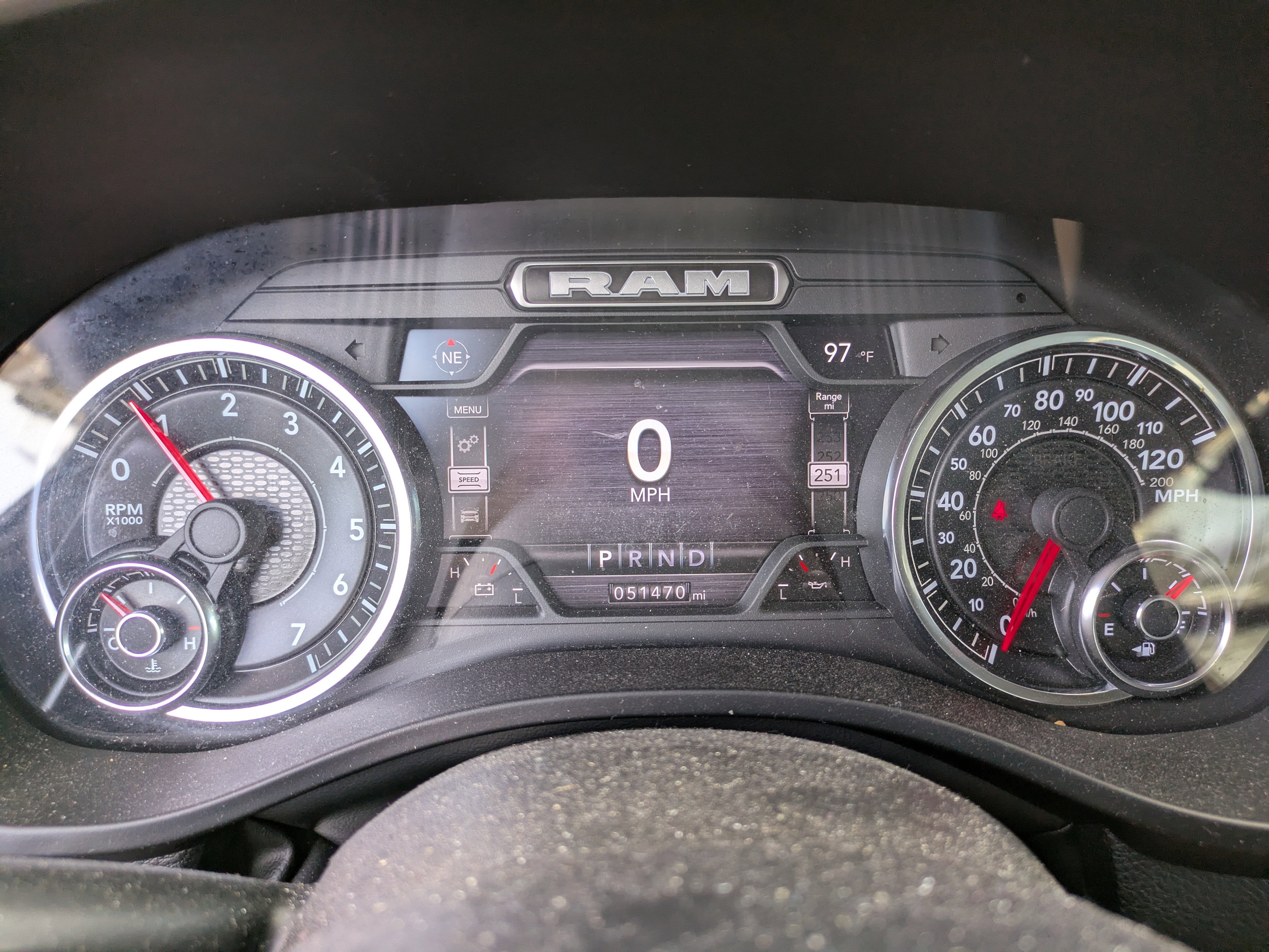 2022 RAM 1500 Big Horn Crew Cab 4x4 5'7" Box