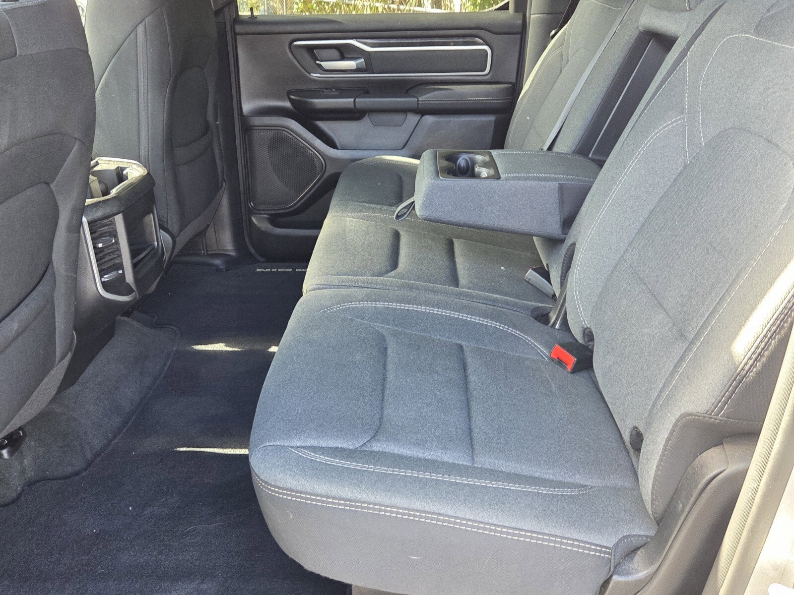 2022 RAM 1500 Big Horn Crew Cab 4x4 5'7" Box