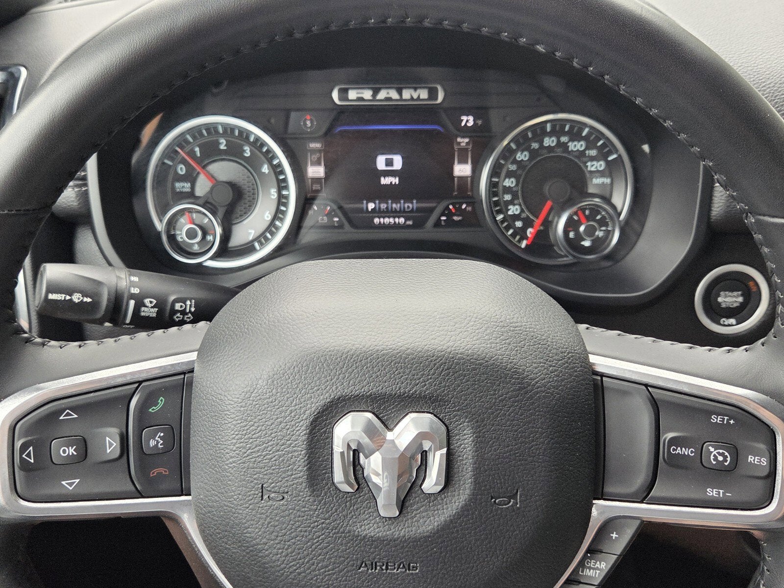 2024 RAM 1500 Laramie Crew Cab 4x4 5'7" Box