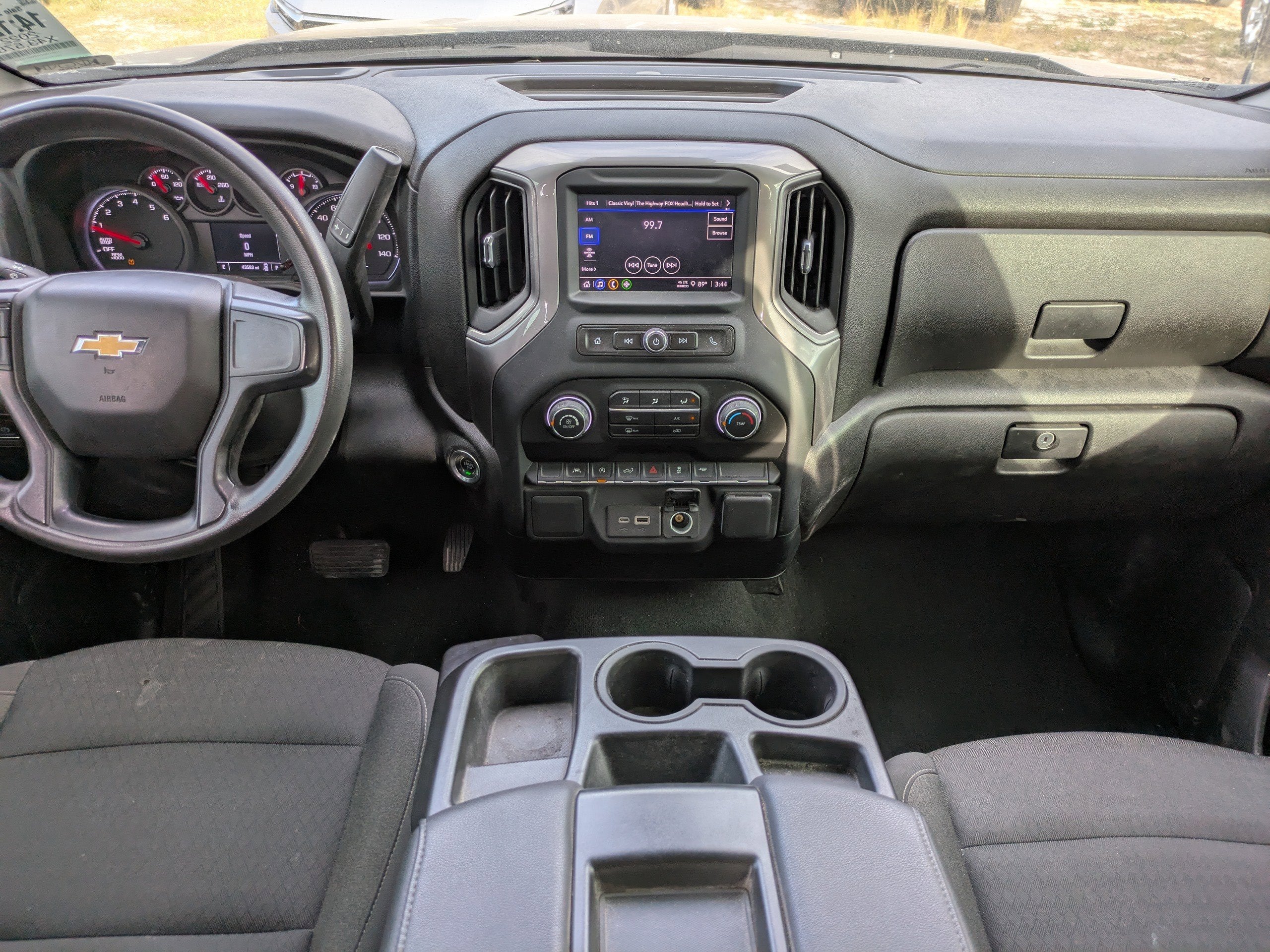 2022 Chevrolet Silverado 1500 Custom