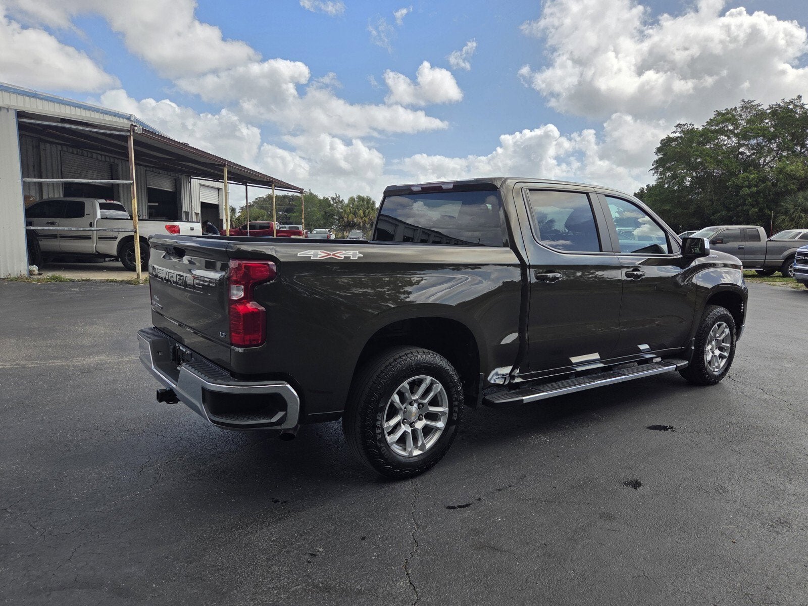 2023 Chevrolet Silverado 1500 LT (2FL)