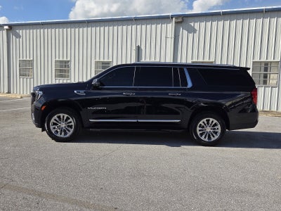 2023 GMC Yukon XL SLT