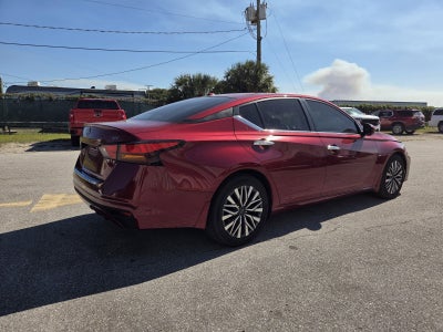 2023 Nissan Altima SV FWD