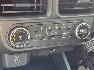 2022 Ford Maverick XL