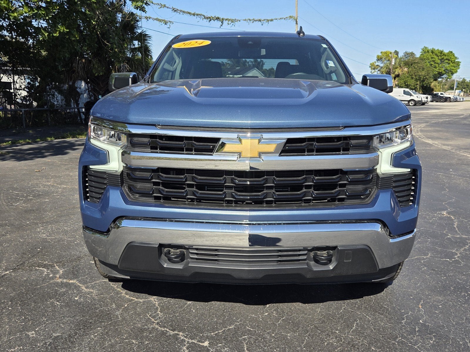 2024 Chevrolet Silverado 1500 LT (2FL)