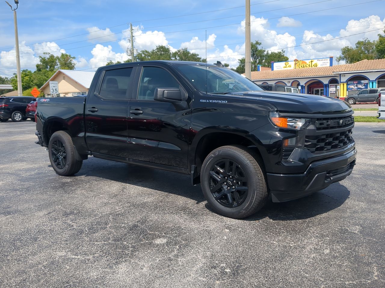 2025 Chevrolet Silverado 1500 Custom