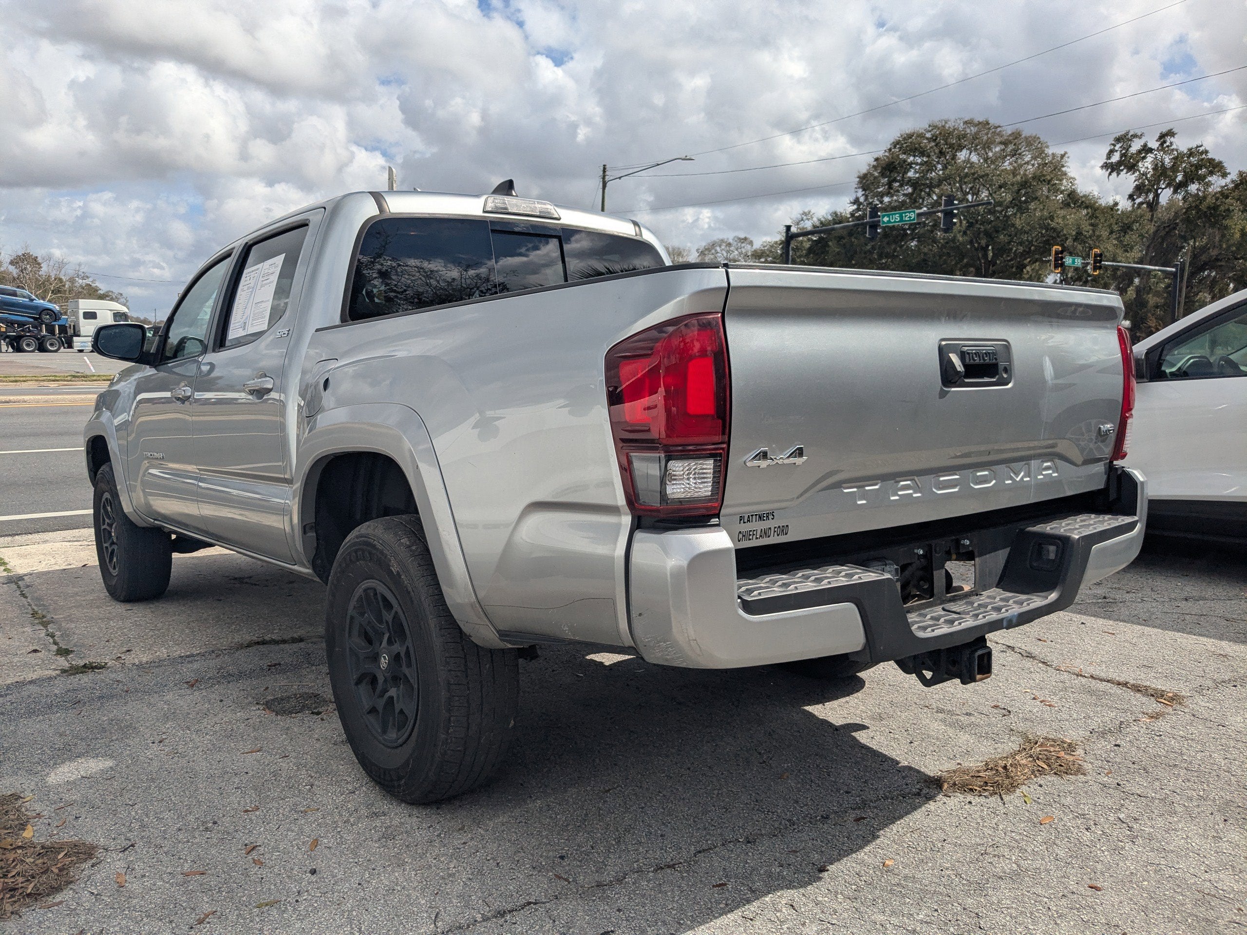 2022 Toyota Tacoma SR5 V6