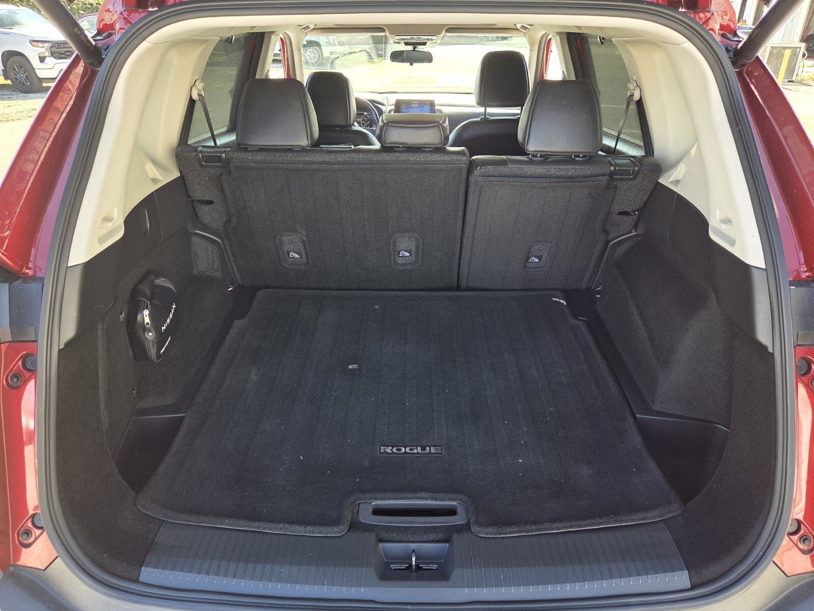 2023 Nissan Rogue SV FWD