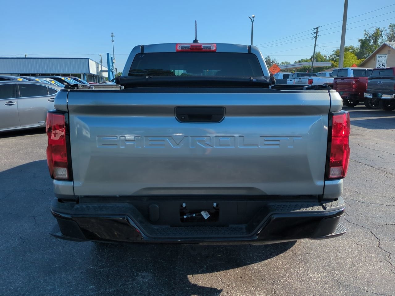 2024 Chevrolet Colorado WT